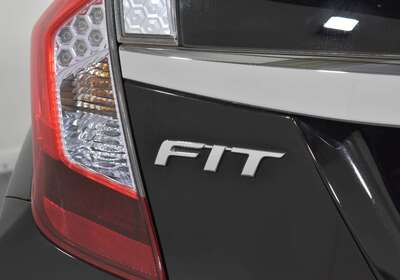 2014 HONDA FIT 1.5L HYBRID 5 SEATER