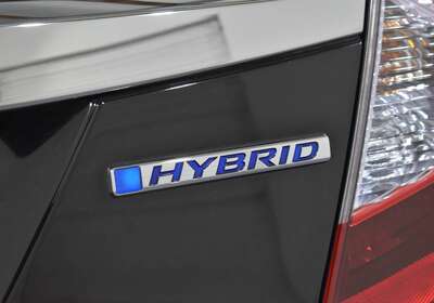 2014 HONDA FIT 1.5L HYBRID 5 SEATER