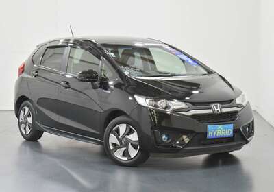 2014 HONDA FIT 1.5L HYBRID 5 SEATER