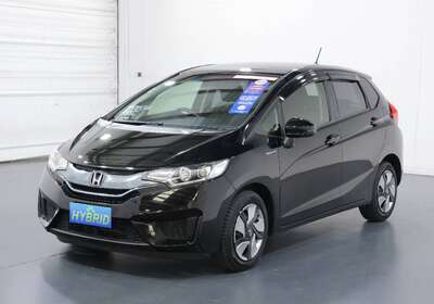 2014 HONDA FIT 1.5L HYBRID 5 SEATER