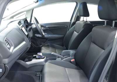 2014 HONDA FIT 1.5L HYBRID 5 SEATER