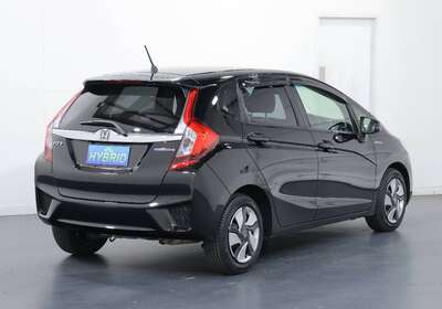 2014 HONDA FIT 1.5L HYBRID 5 SEATER