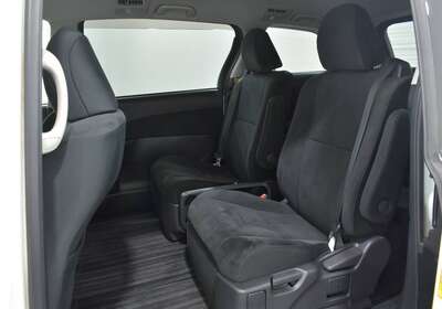 2012 TOYOTA ESTIMA 7 SEATER HYBRID 