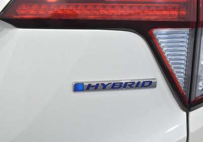 2014 HONDA VEZEL 1.5L HYBRID 5 SEATER