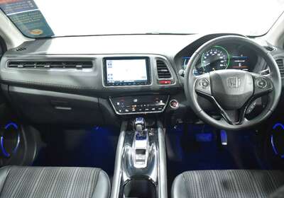 2014 HONDA VEZEL 1.5L HYBRID 5 SEATER