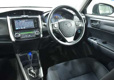 2014 TOYOTA COROLLA FIELDER 1.5L HYBRID 5 SEATER