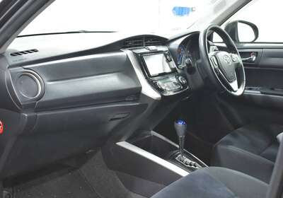 2014 TOYOTA COROLLA FIELDER 1.5L HYBRID 5 SEATER