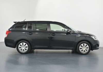 2014 TOYOTA COROLLA FIELDER 1.5L HYBRID 5 SEATER