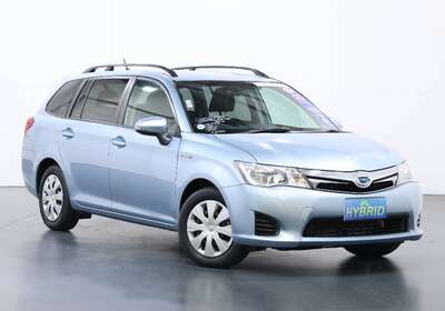 2014 TOYOTA COROLLA FIELDER 1.5L HYBRID 5 SEATER