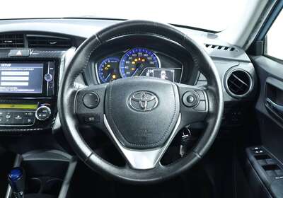 2014 TOYOTA COROLLA FIELDER 1.5L HYBRID 5 SEATER