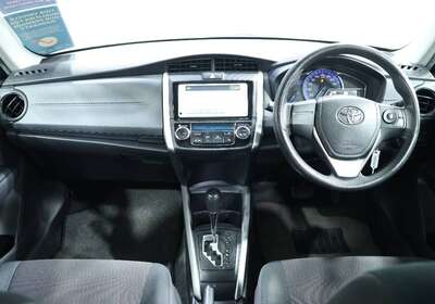 2014 TOYOTA COROLLA FIELDER 1.5L HYBRID 5 SEATER