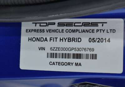 2014 HONDA FIT 1.5L HYBRID 5 SEATER