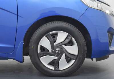 2014 HONDA FIT 1.5L HYBRID 5 SEATER