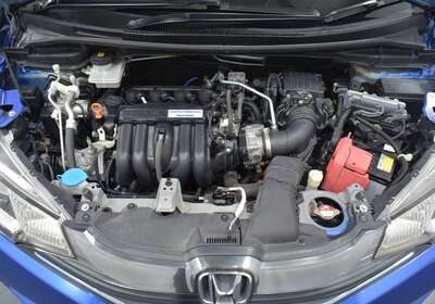 2014 HONDA FIT 1.5L HYBRID 5 SEATER