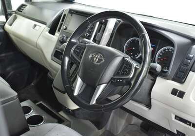 2019 TOYOTA HIACE LWB