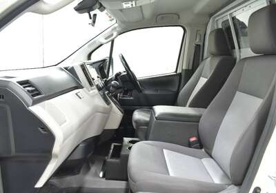 2019 TOYOTA HIACE LWB