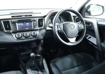 2014 TOYOTA RAV4 GX (4X4)