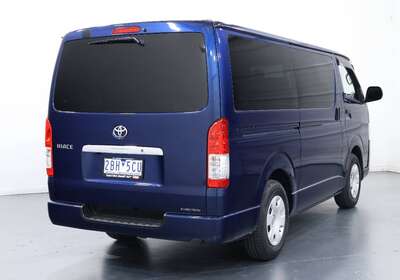 2020 TOYOTA HIACE 3.0L DIESEL 2WD 