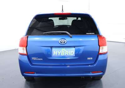 2013 TOYOTA COROLLA FIELDER 1.5L HYBRID 5 SEATER