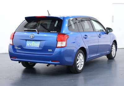 2013 TOYOTA COROLLA FIELDER 1.5L HYBRID 5 SEATER