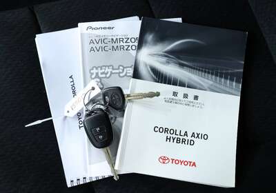 2013 TOYOTA COROLLA AXIO 1.5LK HYBRID