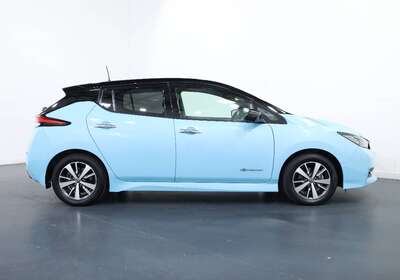 2019 NISSAN LEAF 100% ELECTRIC 5 SEATER