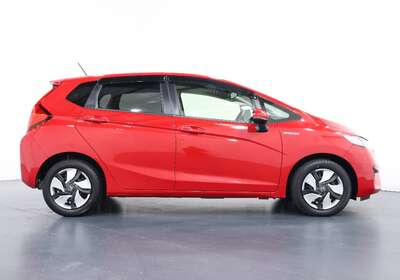 2015 HONDA FIT 1.5L HYBRID 5 SEATER