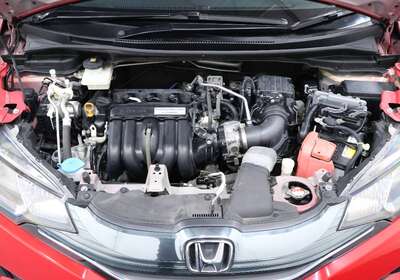 2015 HONDA FIT 1.5L HYBRID 5 SEATER