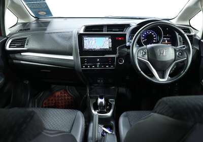 2015 HONDA FIT 1.5L HYBRID 5 SEATER