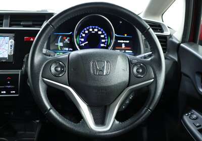 2015 HONDA FIT 1.5L HYBRID 5 SEATER