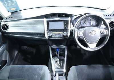 2014 TOYOTA COROLLA FIELDER 1.5L HYBRID 5 SEATER