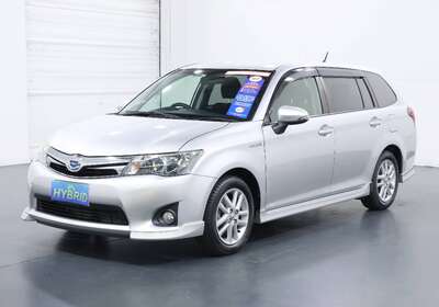 2014 TOYOTA COROLLA FIELDER 1.5L HYBRID 5 SEATER