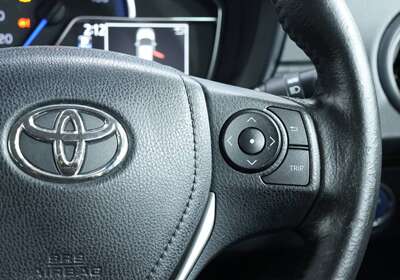 2014 TOYOTA COROLLA FIELDER 1.5L HYBRID 5 SEATER