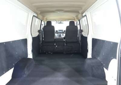 2013 NISSAN CARAVAN  NV350 AUTO DIESEL