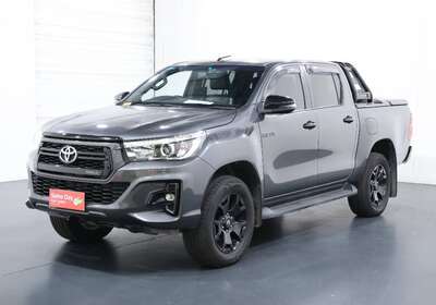 2018 TOYOTA HILUX ROGUE (4X4)