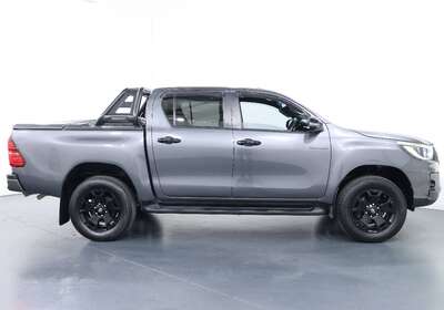 2018 TOYOTA HILUX ROGUE (4X4)