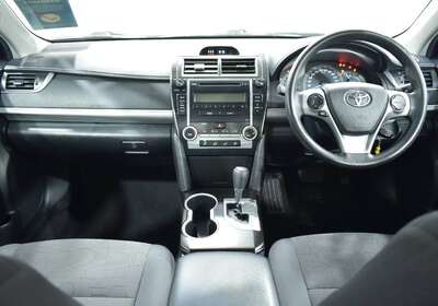 2014 TOYOTA CAMRY ALTISE