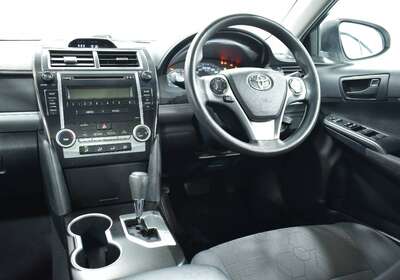 2014 TOYOTA CAMRY ALTISE