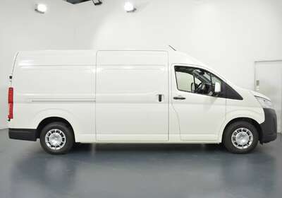 2024 TOYOTA HIACE SLWB