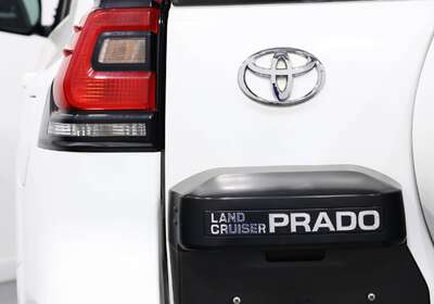 2022 TOYOTA LANDCRUISER PRADO GXL