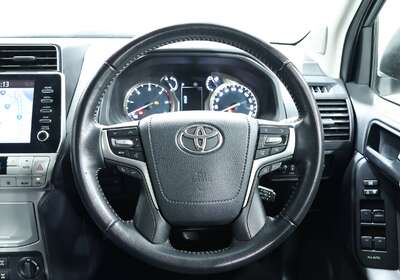 2022 TOYOTA LANDCRUISER PRADO GXL