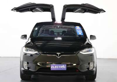 2017 TESLA MODEL X 75D AWD