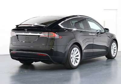 2017 TESLA MODEL X 75D AWD