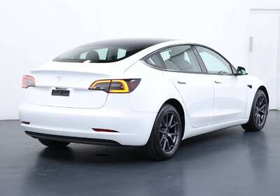 2022 TESLA MODEL 3 REAR-WHEEL DRIVE