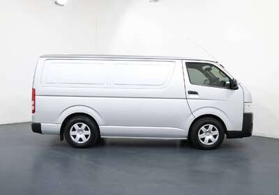 2018 TOYOTA HIACE LWB