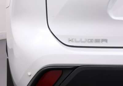 2022 TOYOTA KLUGER GX 2WD