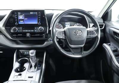 2022 TOYOTA KLUGER GX 2WD