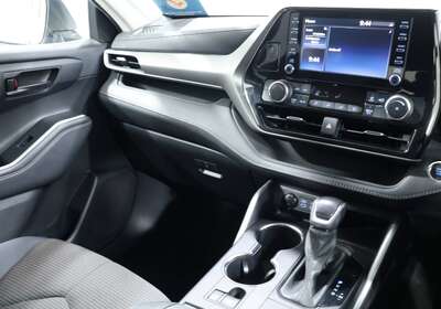2022 TOYOTA KLUGER GX 2WD