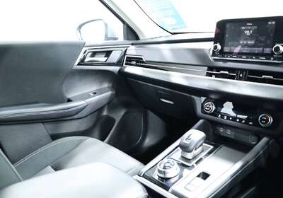 2023 MITSUBISHI OUTLANDER LS 7 SEAT (2WD)