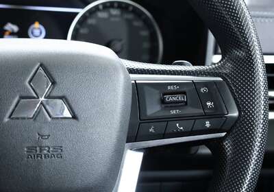2023 MITSUBISHI OUTLANDER LS 7 SEAT (2WD)